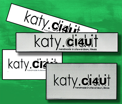 Personalized labels with low minimums