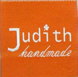 custom woven label